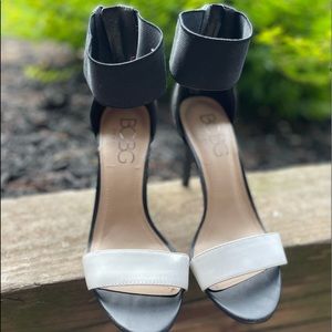 BCBG Black & White sandals